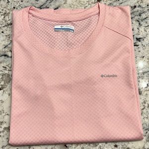 Columbia sweat activated cooling tee NWOT size M